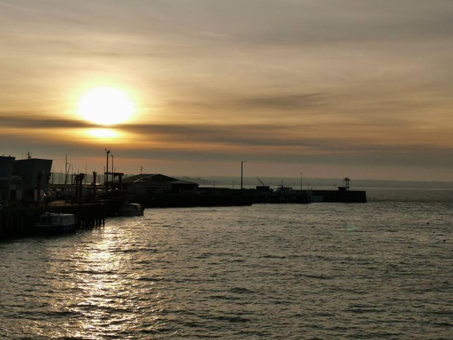 Charme Et Zenitude, Avec Vue Exceptionnelle Sur Le Port Villa Granville Eksteriør bilde
